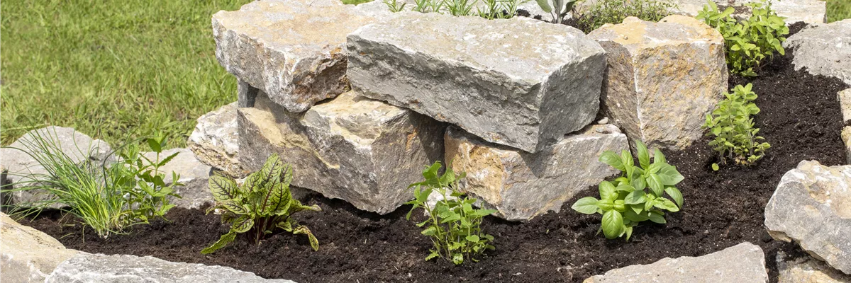 Eine Kräuterspirale - Nützlich und schön anzusehen