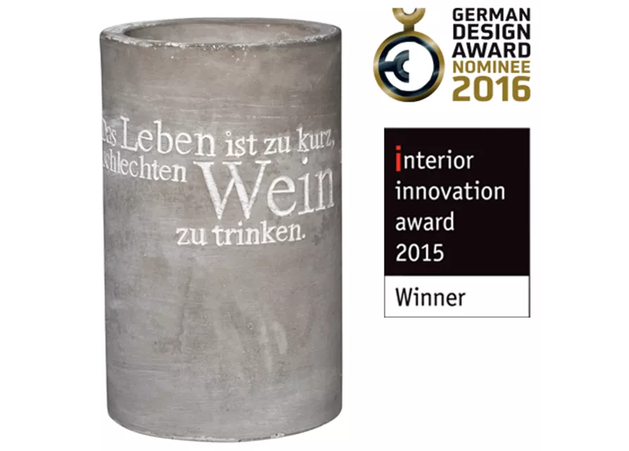 Weinkühler aus Beton mit schicker Prägung "Das Leben ist zu kurz, um schlechten Wein zu trinken"